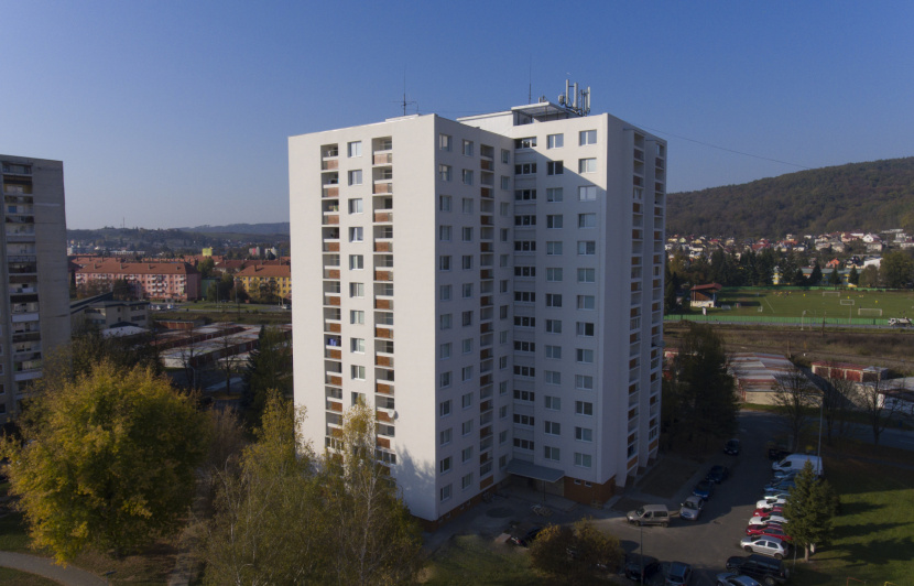 Apartment building Laborecká